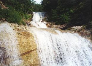 岩手・栗駒山・産女川